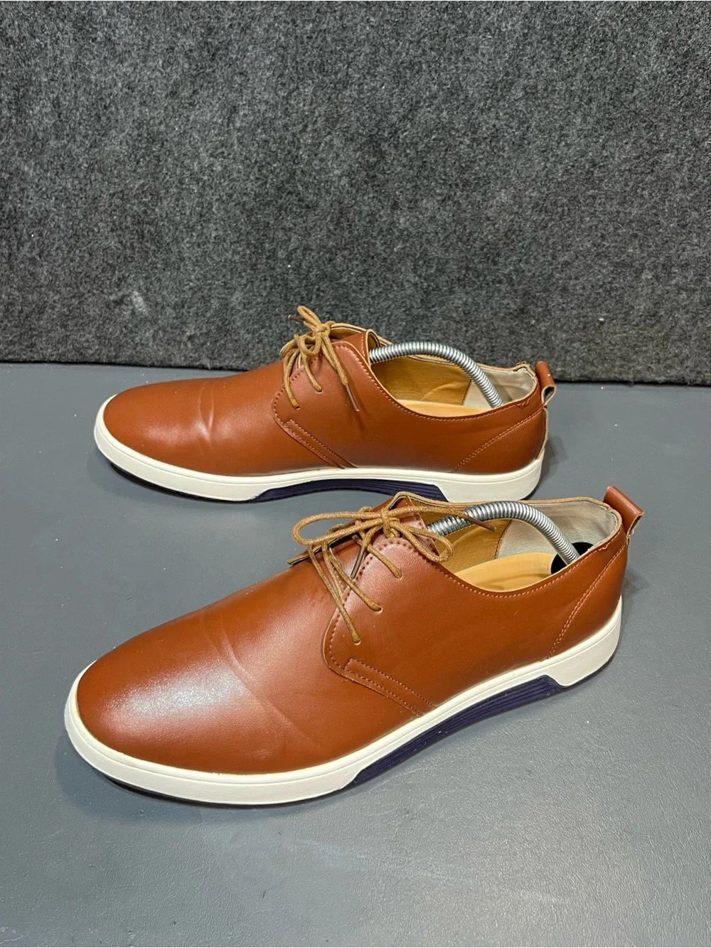 Konhill Men's Casual Oxford Shoes Size 9.5/10 (measured)